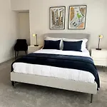 Treetops In Toorak 2Br Midcentury Entire Apartment