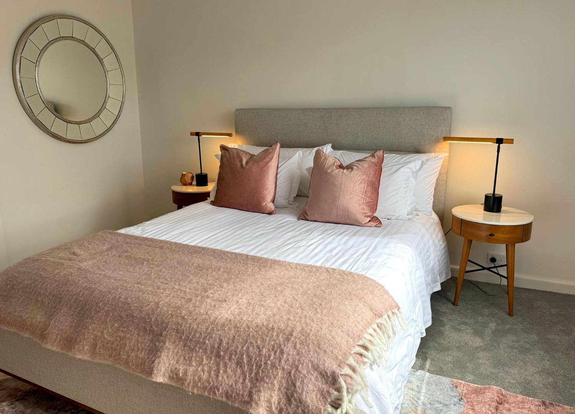 Treetops In Toorak 2br Midcentury Entire Apartment *